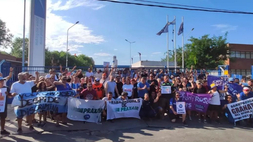 General Pacheco: trabajadores reclamaron por despidos en una empresa de gases industriales