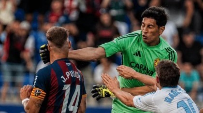 Esteban Andrada rompió el silencio tras su expulsión en España