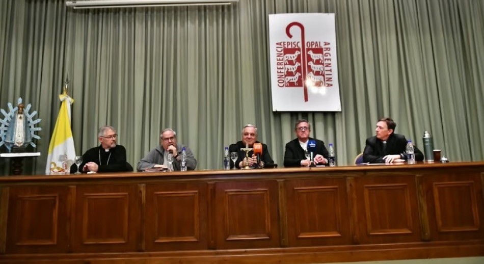 Por la visita de León XIV, el Gobierno dictó feriados del 9 al 11 de noviembre